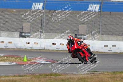 media/Nov-26-2022-Fastrack Riders (Sat) [[b001e85eef]]/Level 3/Session 3 Outside Turn 9/